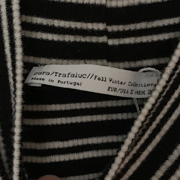 Zara Mock Neck - Picture 2 of 2